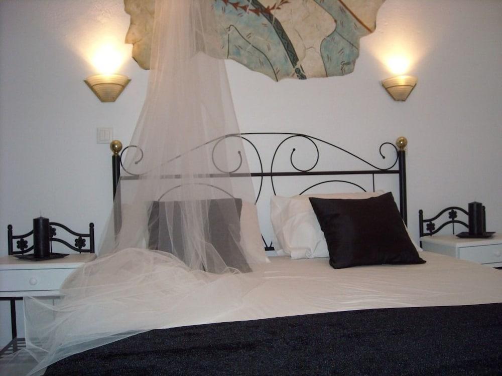 Kafouros Hotel Kamári Habitación foto